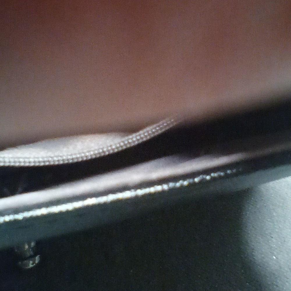 Hand Bag - Picture 6 of 7